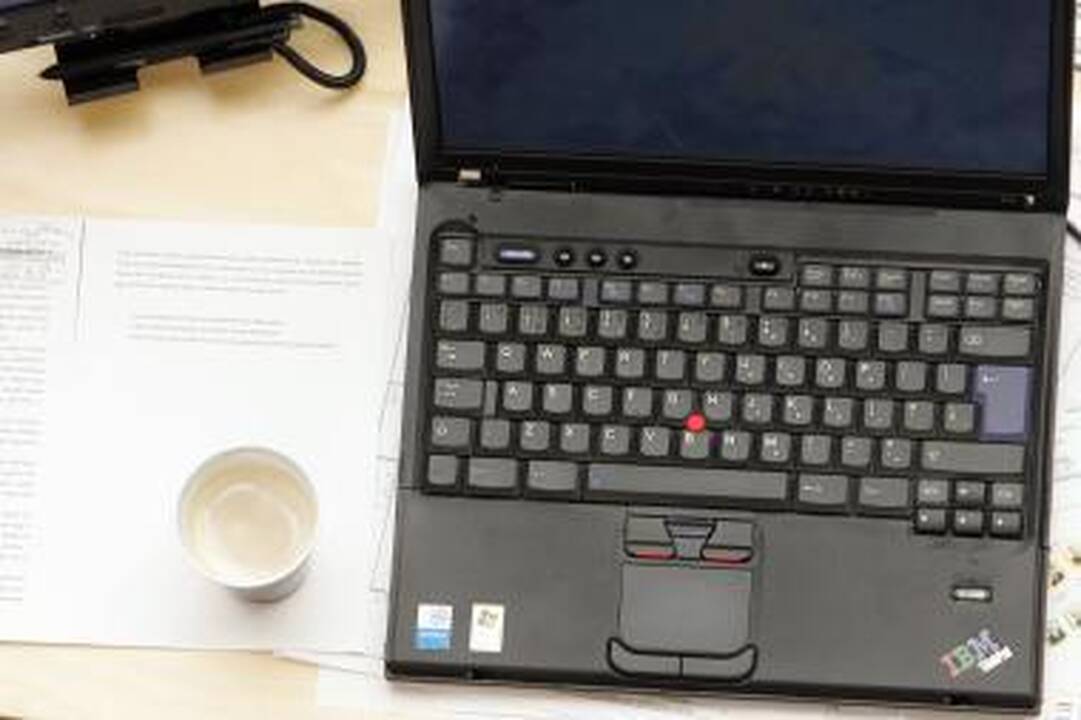 IBM Lietuvoje ieško partnerių ar tiesiog juodadarbių?