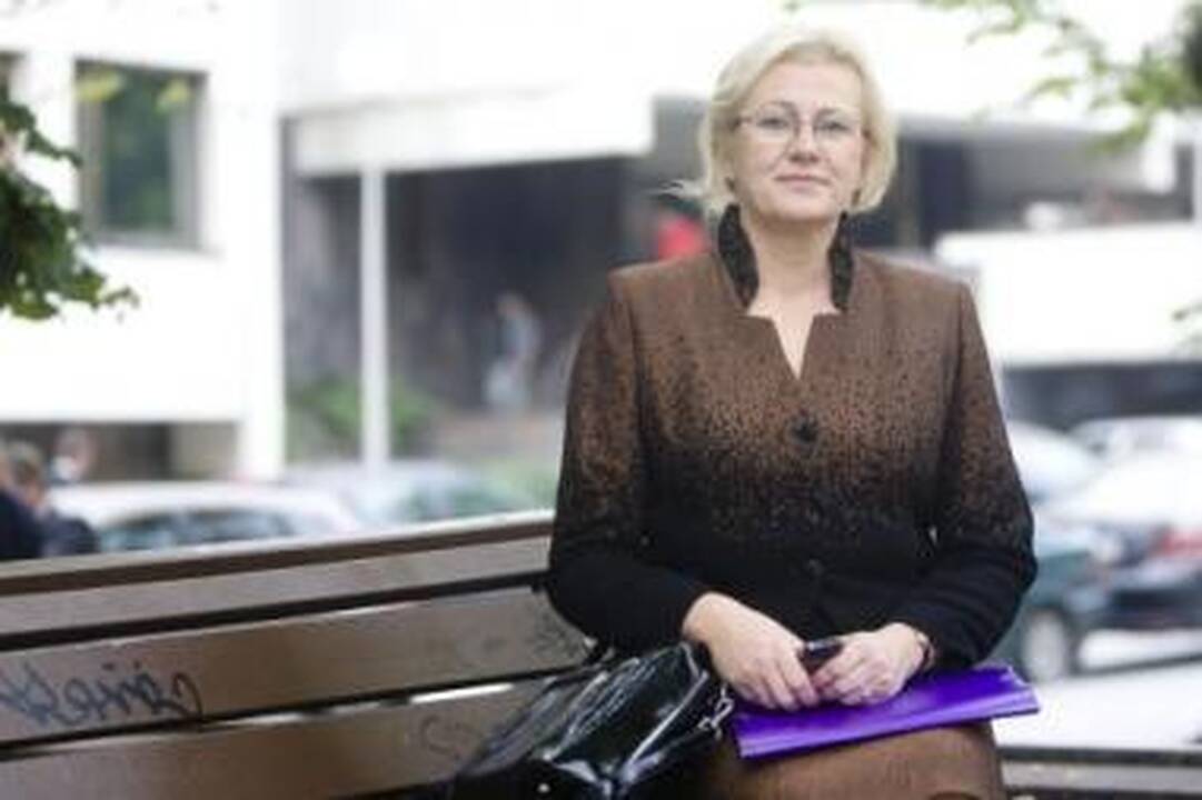 Principai: R.Noreikienė įsitikinusi, kad, siekiant išvengti teismų, būtina tikrinti tarybai siūlomų svarstyti sprendimų projektus.
