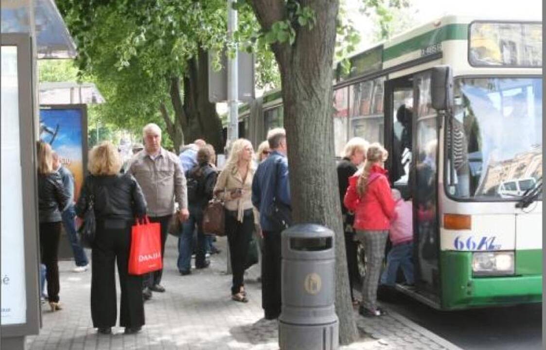 Dėl sugedusio autobuso – rūpesčiai keleiviams   