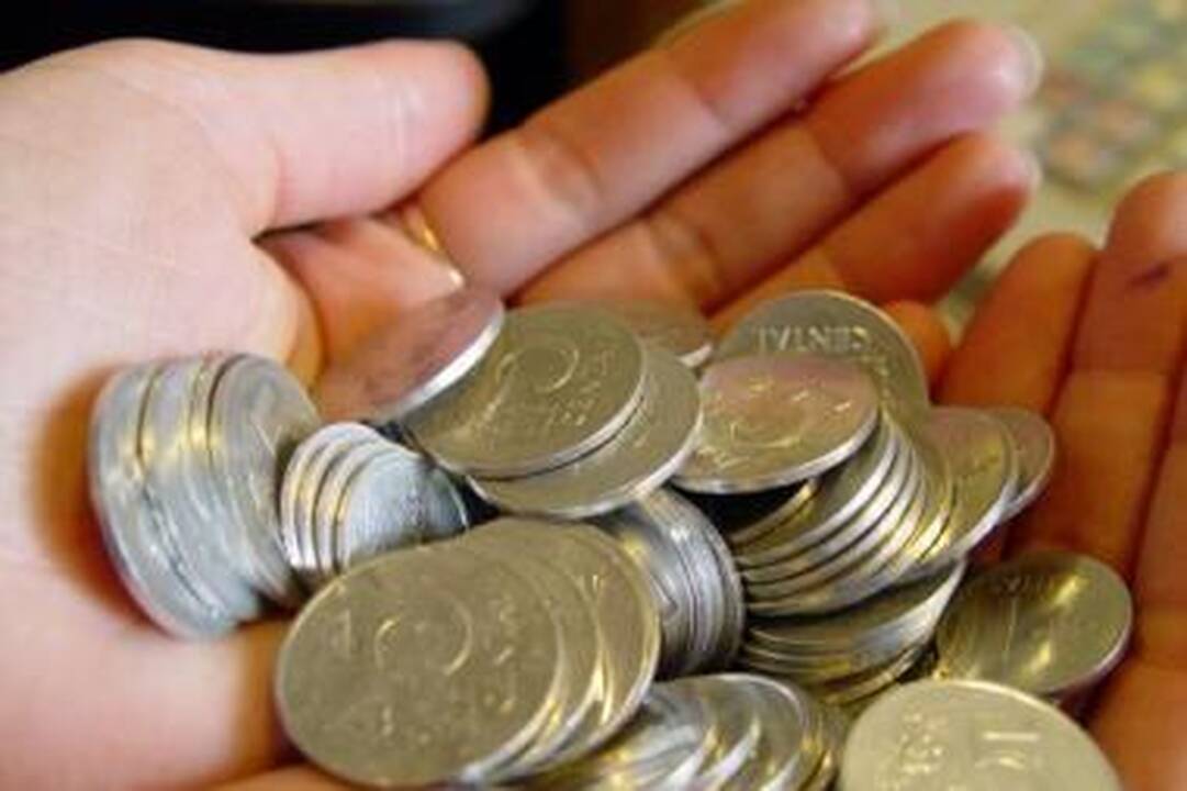 VMI tonas keičiasi - iš skurdžių pinigų nebus reikalaujama