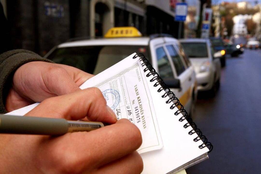 Žurnalistų eksperimentas įrodė: taksistai išsisukinėja nuo kvitų