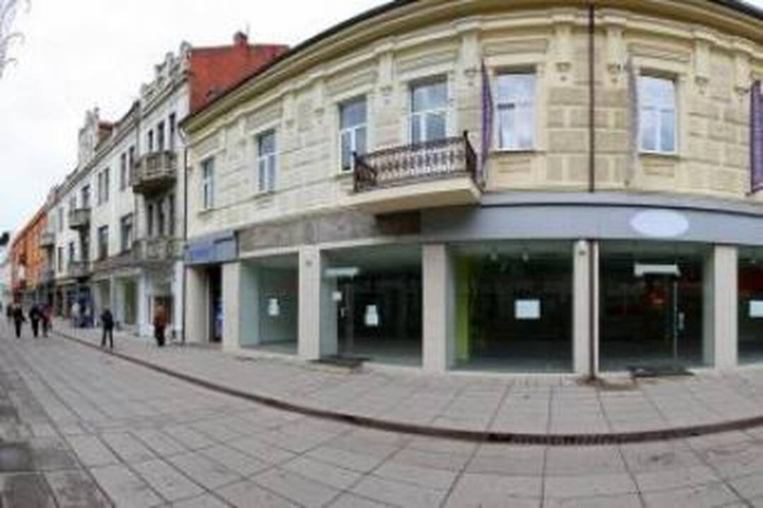 Viltis: dalis Laisvės alėjoje įsikūrusių parduotuvių nesulaukia naujųjų šeimininkų.