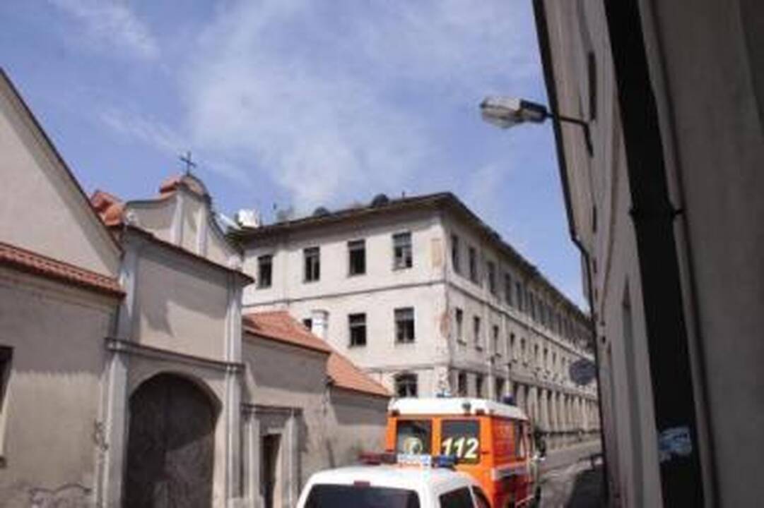 Prieglobstis: buvusi ligoninė senamiestyje virto benamių prieglauda.