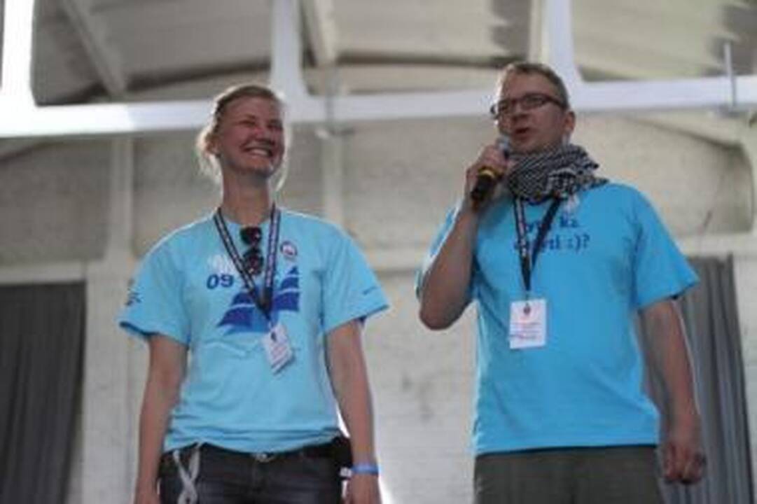 Susibičiuliavo: V. Petrauskaitė džiaugėsi, jog visi savanoriai šventės metu taip susivienijo ir susidraugavo, jog ne tik kartu įveikė visus darbus bei iššūkius, bet  ir tapo gerais...