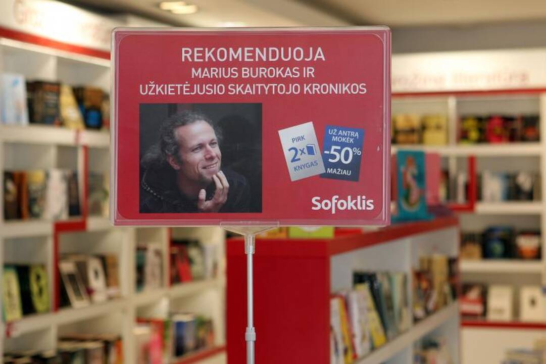 Knygyno reklamoje – poeto M.Buroko veidas