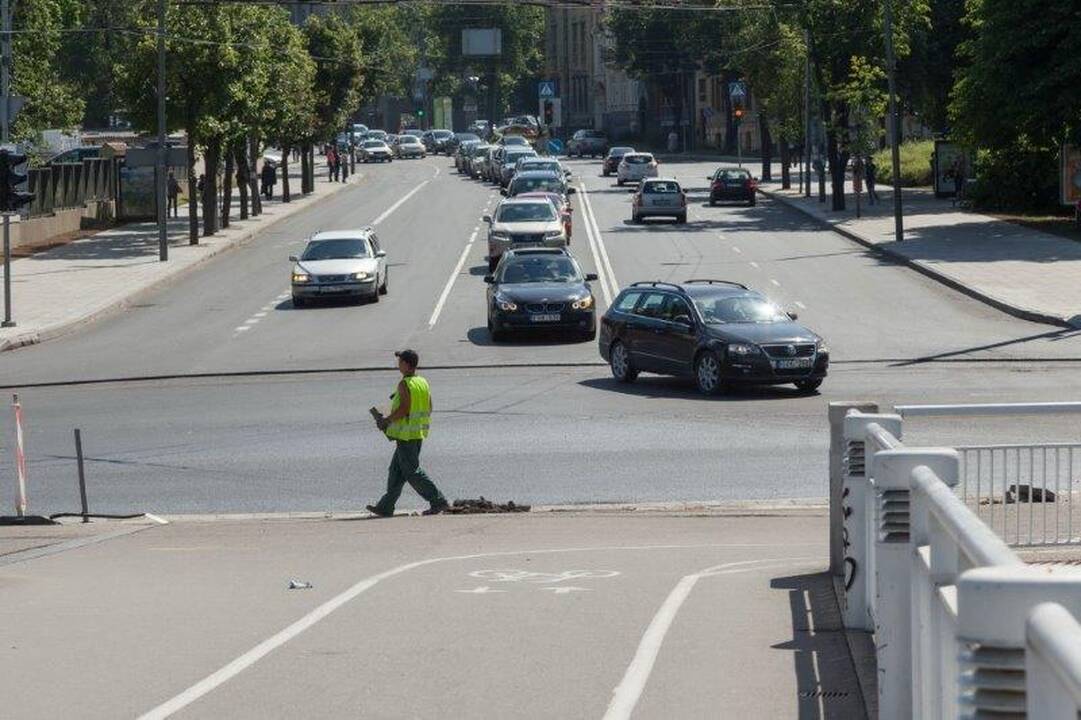 Vilniaus vairuotojai džiaugiasi naujomis gatvėmis