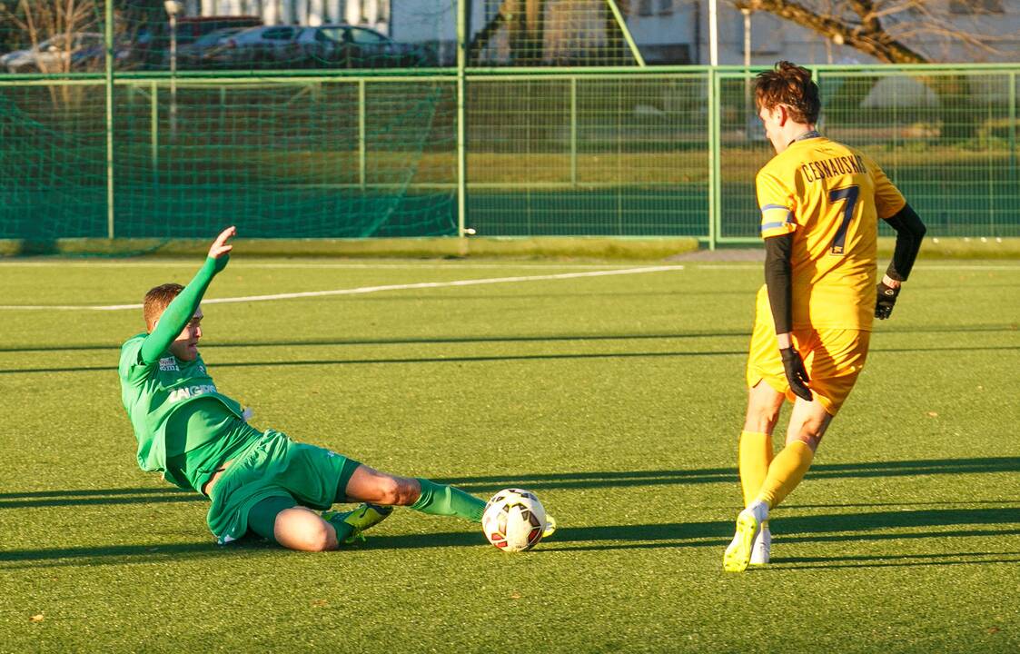 Futbolas : "Spyris" - "Trakai"