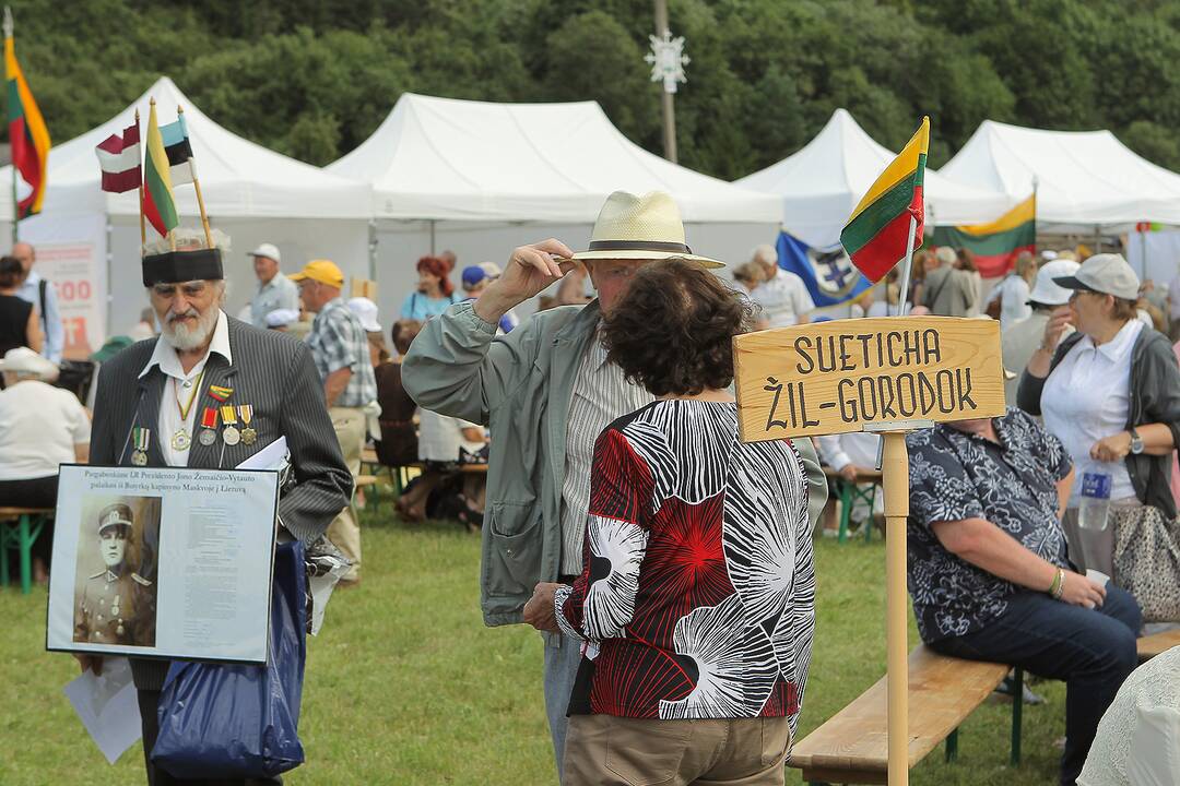 Tremtinių ir politinių kalinių sąskrydis Ariogaloje