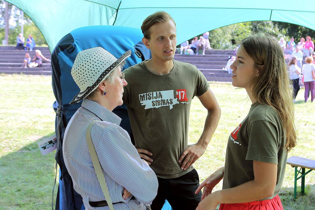 Tremtinių ir politinių kalinių sąskrydis Ariogaloje