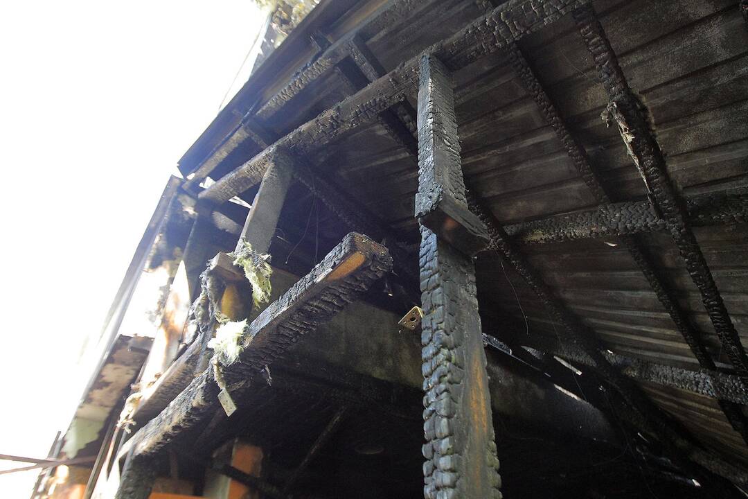 Buvęs „Trijų mergelių“ arba 3M klubas po gaisro