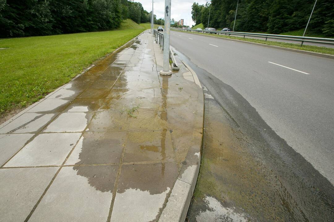 Europos prospektu bėga vanduo 