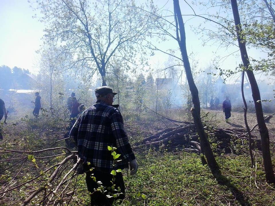 Šiukšlyno vietoje – žaidimų aikštelė
