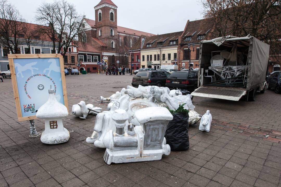 Kalėdų eglutės Kaune nebeliko