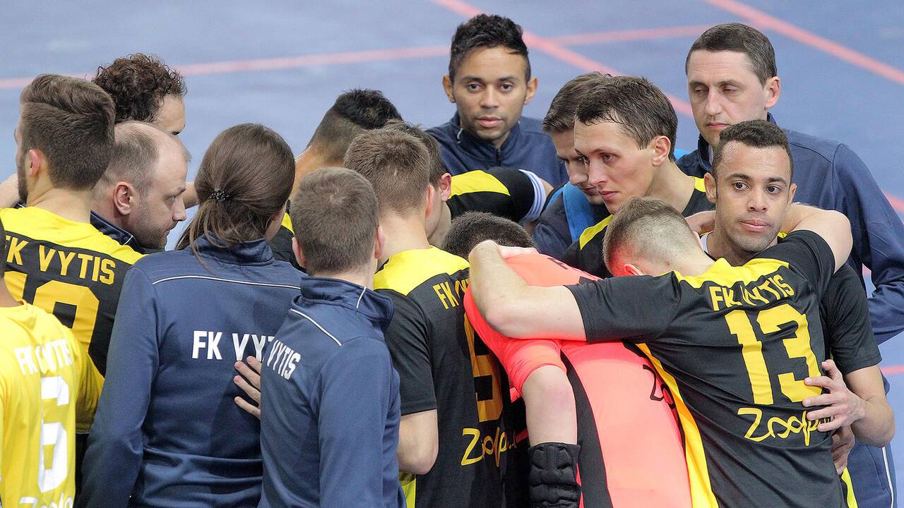 Salės futbolas: „Vytis“ – VIP 4:3