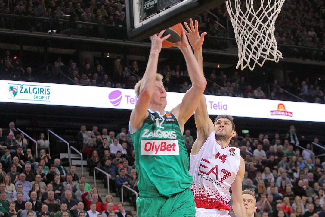 Eurolyga: „Žalgiris“ - „Emporio Armani“ 84:88