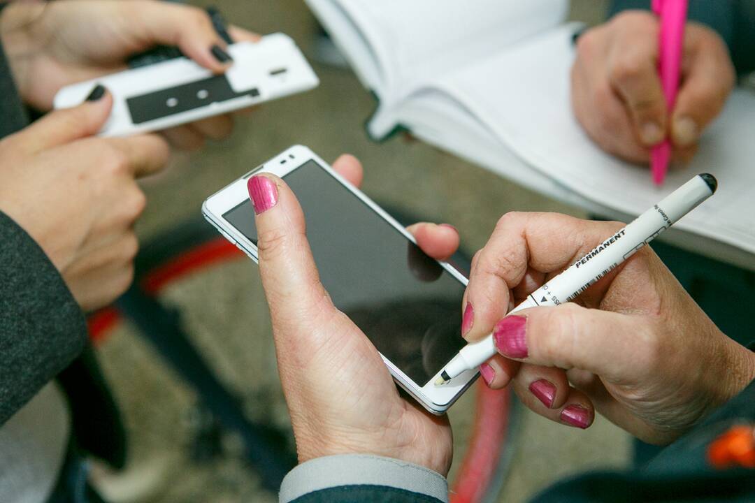 Policija ženklina daiktus