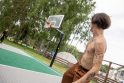 „Måneskin“ Lietuvoje: išbandė jėgas krepšinio aikštelėje