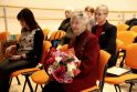 Dėmesys: susitikimas su bendruomene prasidėjo šventine nata – jubiliejinio, 90-ojo gimtadienio proga pasveikinta čekiškietė I. Petrauskienė. 