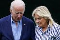 Joe Bidenas (kairėje) ir Jill Biden (dešinėje)