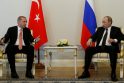 Recepas Tayyipas Erdoganas (kairėjė) ir Vladimiras Putinas (dešinėjė)