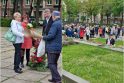Proga: gegužės 9-ąją Klaipėdoje minėjusieji vakar vidurdienį rinkosi prie Skulptūrų parko pakraštyje esančio memorialo sovietų kariams.