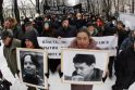 Maskvoje pagerbtas nužudytų teisininko ir žurnalistės atminimas