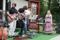 Giruliuose savanoriai kelia kultūrą (programa) Giruliuose savanoriai kelia kultūrą (programa)