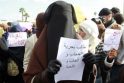 Paryžiaus policija sulaikė dvi hidžabus dėvinčias moteris