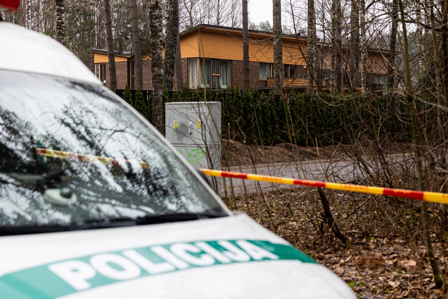 Prie L. Volkovo namų dirba policijos pareigūnai