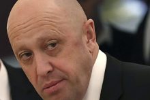 „Wagner“ teigia į nelaisvę paėmusi Maskvos reguliariųjų pajėgų karį