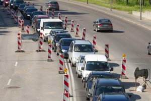 Paneriuose – didžiulės transporto spūstys