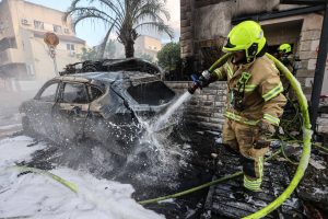 Iš Libano į šiaurės Izraelį paleista daugiau kaip 50 sviedinių