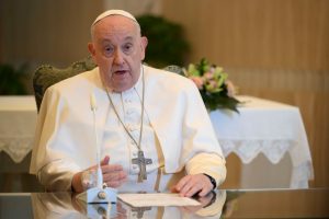 Vatikanas: popiežiaus būklė po ligos gera ir stabili