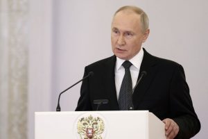 Žiniasklaida: V. Putinas paskelbė dalyvausiąs Rusijos prezidento rinkimuose
