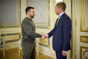 Kyjive vieši JK ir Prancūzijos gynybos ministrai