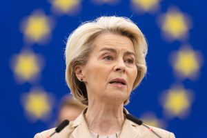 U. von der Leyen: apginkluokime Ukrainą pelnu iš Rusijos turto