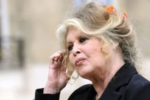 B. Bardot: A. Delonas palieka tuštumą, kurios niekas negalės užpildyti