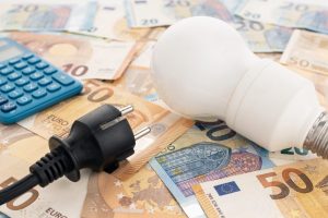 Eurobarometras: tarptautinė padėtis, energija, infliacija – svarbiausios problemos ES