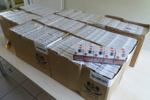 Tauragės rajone sustabdytas automobilis, gabenęs kontrabandines cigaretes