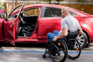 Šiemet kompensaciją už automobilių pritaikymą gavo trečdaliu daugiau neįgaliųjų