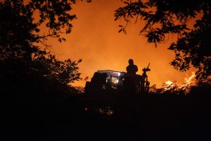 Prancūzijoje dėl plintančių miškų gaisrų evakuota tūkstančiai žmonių