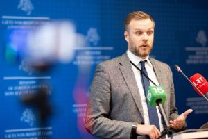 G. Landsbergio žinia Vakarams: nustokite skųstis ir įsipareigokite tam, ko reikia Ukrainai