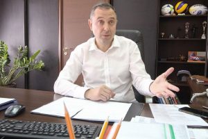 TOK manevrai – tarp vėzdo ir nuolaidų