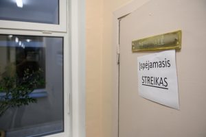 Dalyje šalies mokyklų vyks pedagogų streikas: nevyks dvi pamokos