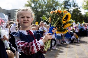 Rugsėjo 1-oji: tūkstančiai ukrainiečių pravėrė Lietuvos mokyklų duris