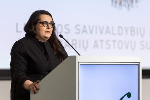 Prezidento patarėja: atlyginimai tarybos nariams – teisingiausias kelias