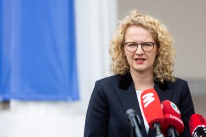 Ministerija ieško komercijos atašė Singapūre