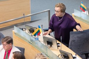 Į Audito rūmus išvykstanti dirbti L. L. Andrikienė atsisako Seimo nario mandato