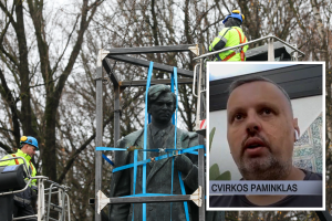 A. Užkalnis: P. Cvirka paminklu buvo įvertintas už tai, kad atvežė į Lietuvą Stalino saulę