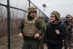 Premjerė: didžiausia Lietuvos parama Ukrainai suteikta praėjusiais metais